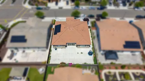 View/Area - 566 Albany St, Lathrop, CA 95330 photo 6 of 10