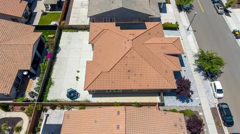 View/Area - 566 Albany St, Lathrop, CA 95330 photo 5 of 10