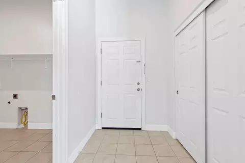 Entry Way - 566 Albany St, Lathrop, CA 95330 photo 2 of 6