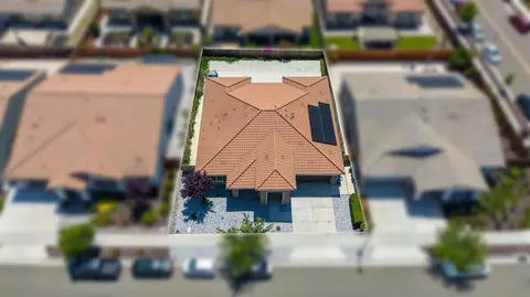 View/Area - 566 Albany St, Lathrop, CA 95330 photo 2 of 10
