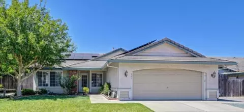 967 Conwell Ct, Galt, CA 95632