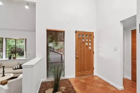 Entry Way - 717 Bianco Ct, Davis, CA 95616 photo 2 of 5