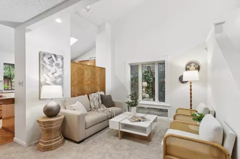 Living - 717 Bianco Ct, Davis, CA 95616 photo 3 of 7