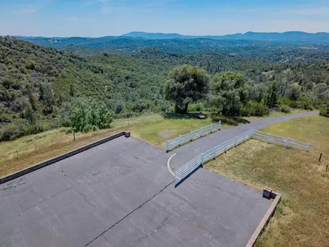 Exterior - 5912 Old Gulch Rd, San Andreas, CA 95249 photo 16 of 20