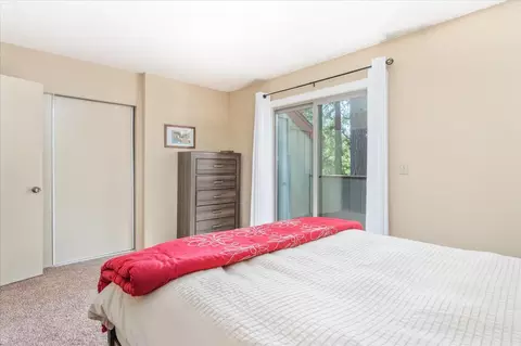 Bedroom - 992 Manuel Rd, Arnold, CA 95223 photo 3 of 5