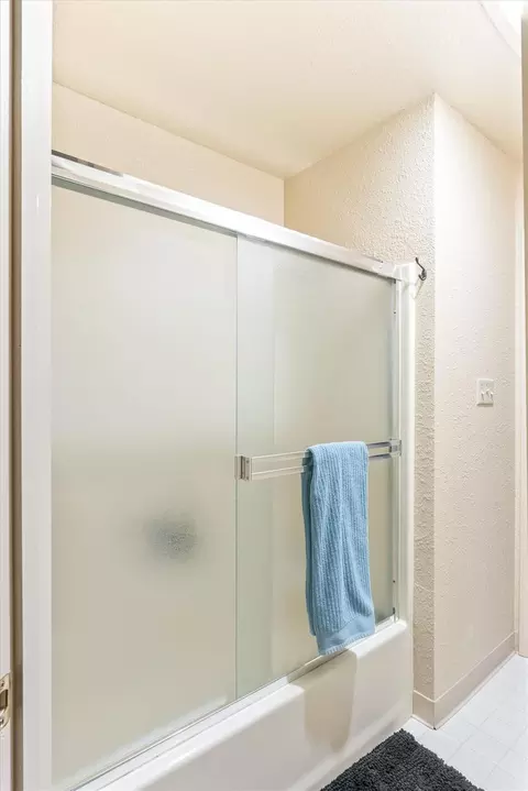 Bath - 992 Manuel Rd, Arnold, CA 95223 photo 4 of 4