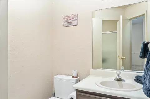 Bath - 992 Manuel Rd, Arnold, CA 95223 photo 3 of 4