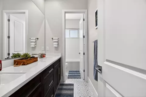 Entry Way - 3031 Ashton St, Lodi, CA 95242 photo 3 of 4