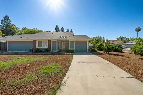8312 Fintown Ct, Sacramento, CA 95828