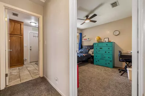 Entry Way - 1121 Raymond Dr, Modesto, CA 95351 photo 9 of 10