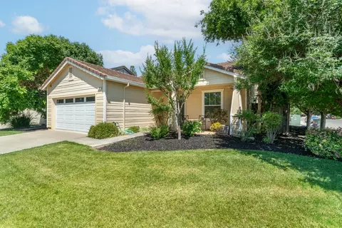 733 W Main St, Winters, CA 95694 photo 2