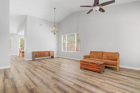 733 W Main St, Winters, CA 95694 photo 15