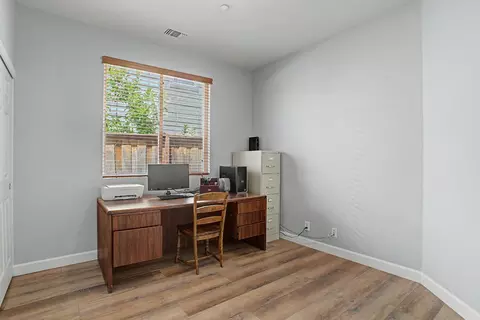733 W Main St, Winters, CA 95694 photo 16