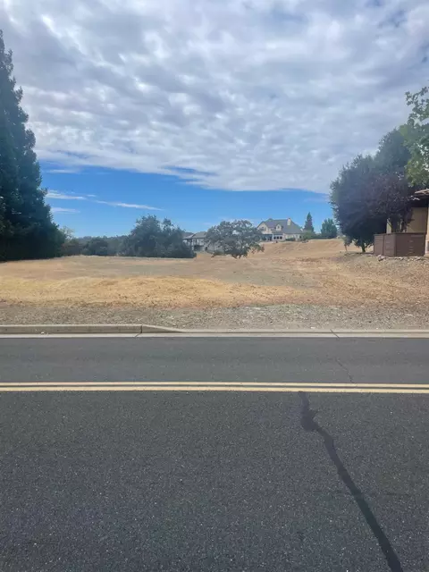 2196 Oak Creek Dr, Copperopolis, CA 95228