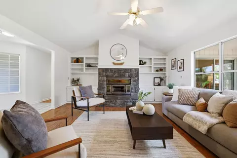 Living - 3213 Anthis Dr, Placerville, CA 95667 photo 3 of 8