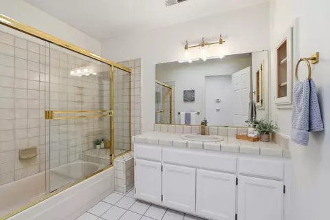 Bath - 3213 Anthis Dr, Placerville, CA 95667 photo 1 of 5