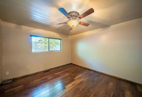 Bedroom - 118 Main St, Murphys, CA 95247 photo 3 of 4