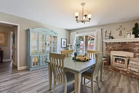 Dining - 1980 Clemson Ct, Turlock, CA 95382 photo 3 of 4
