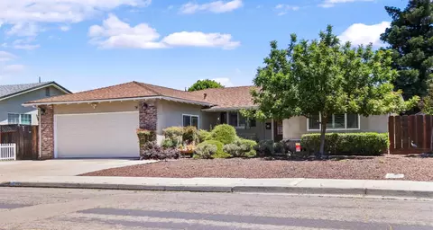 Exterior - 1980 Clemson Ct, Turlock, CA 95382 photo 2 of 8