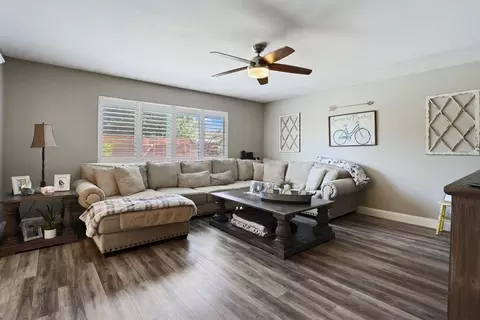 Living - 1980 Clemson Ct, Turlock, CA 95382 photo 2 of 3