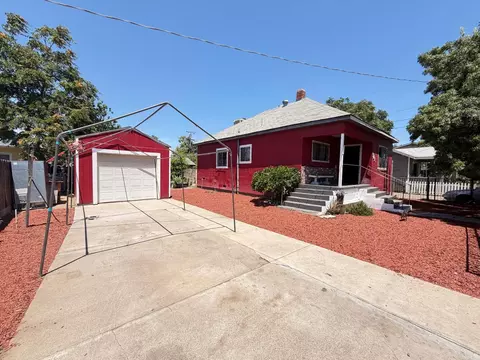 323 E 1st St, Stockton, CA 95206