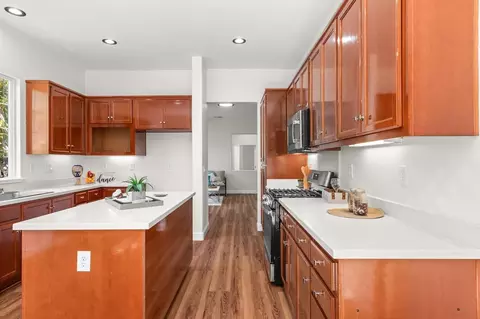 Kitchen - 436 Chase St, Tracy, CA 95391 photo 4 of 9