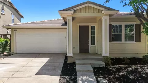 Exterior - 436 Chase St, Tracy, CA 95391 photo 4 of 10