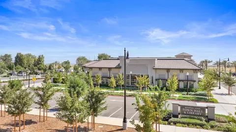 Exterior - 436 Chase St, Tracy, CA 95391 photo 9 of 10
