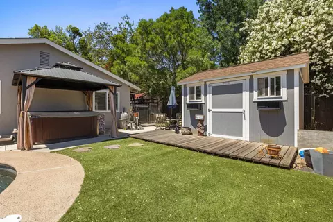 Exterior - 810 Joranollo Dr, Tracy, CA 95376 photo 7 of 9
