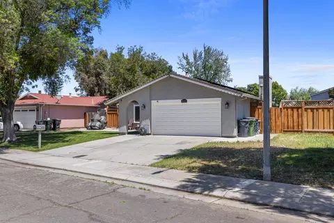 Exterior - 810 Joranollo Dr, Tracy, CA 95376 photo 2 of 9