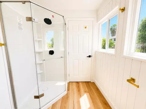 Bath - 526 E Jackson St, Stockton, CA 95206 photo 5 of 5