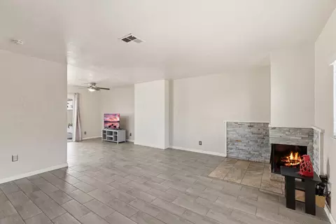 Living - 2901 Alphonse Dr, Ceres, CA 95307 photo 2 of 5