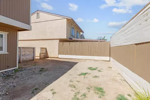 Exterior - 2901 Alphonse Dr, Ceres, CA 95307 photo 12 of 16
