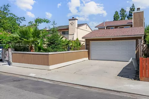 Exterior - 2901 Alphonse Dr, Ceres, CA 95307 photo 2 of 16