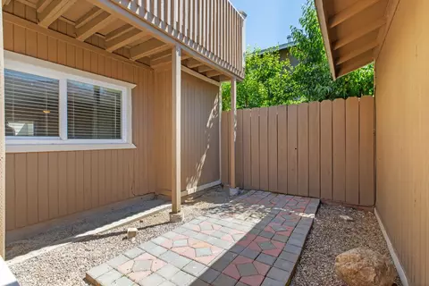 Exterior - 2901 Alphonse Dr, Ceres, CA 95307 photo 10 of 16