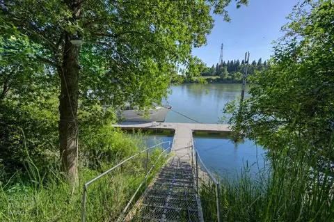2191 Garden Hwy, Sacramento, CA 95833