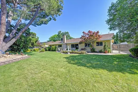 Exterior - 8763 Rubystone Ct, Elk Grove, CA 95624 photo 4 of 8