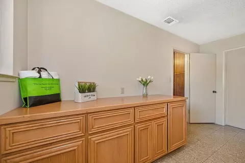 Entry Way - 8763 Rubystone Ct, Elk Grove, CA 95624 photo 4 of 4