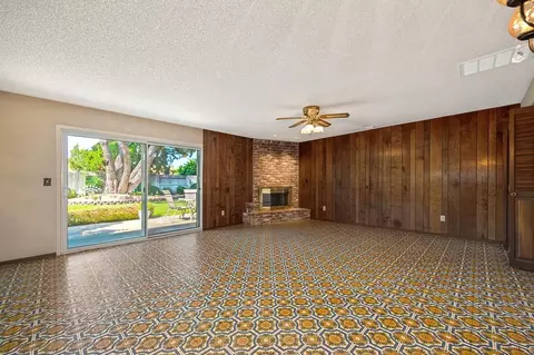 Living - 8763 Rubystone Ct, Elk Grove, CA 95624 photo 3 of 6