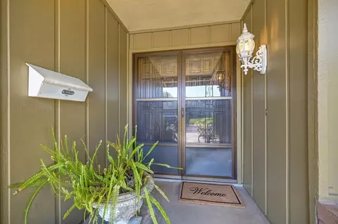 Entry Way - 8763 Rubystone Ct, Elk Grove, CA 95624 photo 1 of 4