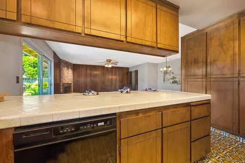 Kitchen - 8763 Rubystone Ct, Elk Grove, CA 95624 photo 4 of 4