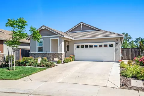 Exterior - 1627 Carson River Loop, Lincoln, CA 95648 photo 2 of 7