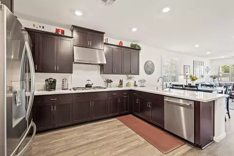 Kitchen - 1627 Carson River Loop, Lincoln, CA 95648 photo 3 of 4