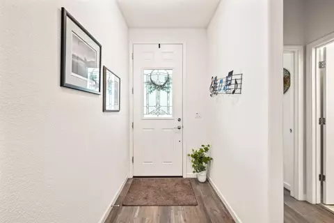 Entry Way - 1627 Carson River Loop, Lincoln, CA 95648 photo 1 of 2