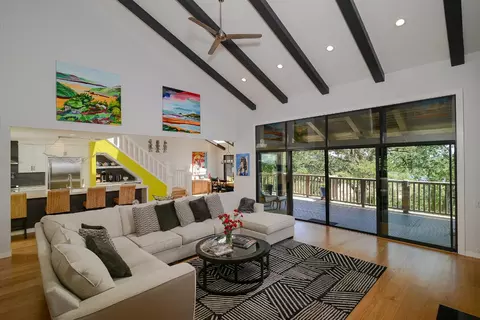 Living - 26 River Bluff Ln, Carmichael, CA 95608 photo 4 of 7