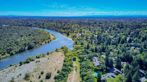 View/Area - 26 River Bluff Ln, Carmichael, CA 95608 photo 10 of 14