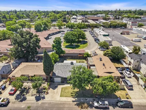 152 Drake Ave, Modesto, CA 95350