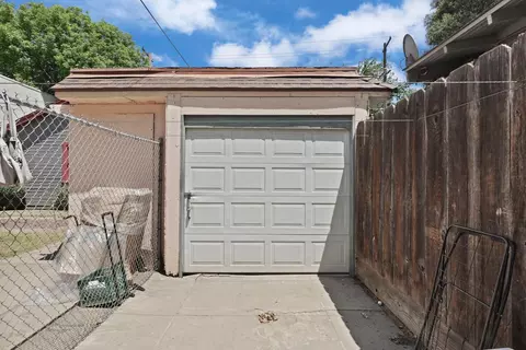 Exterior - 1006 6th St, Modesto, CA 95354 photo 9 of 9