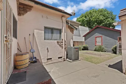Exterior - 1006 6th St, Modesto, CA 95354 photo 8 of 9