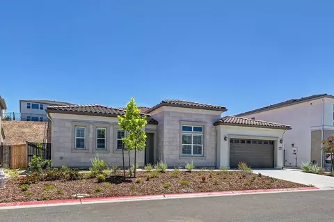 1047 Lassen Peak Dr, El Dorado Hills, CA 95762